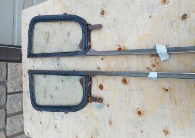 58-59 vent window